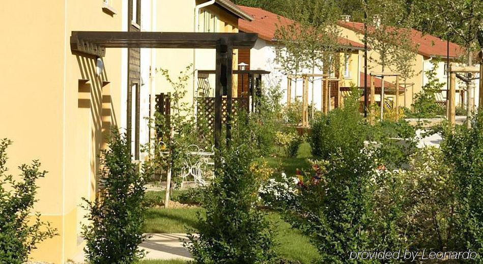 Отель Citea Lissieu-Dardilly Экстерьер фото